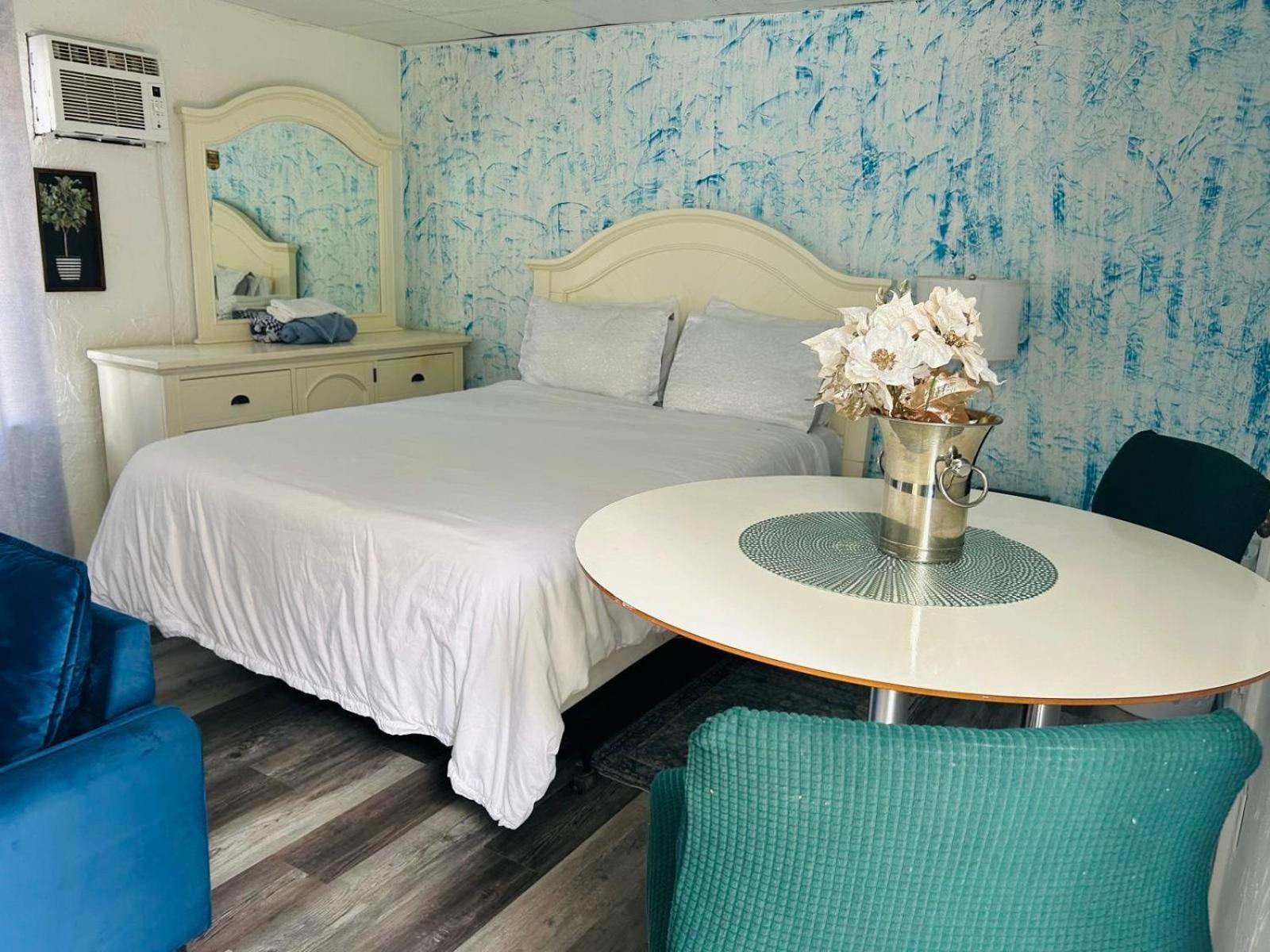 Cozy Studio Only 10 Minutes By Car Of Siesta Key Sarasota Exterior foto